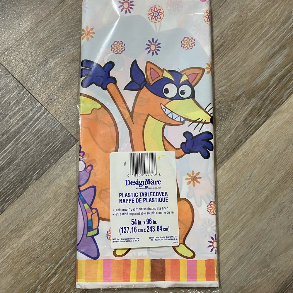 2002 DesignWare Dora The Explorer Plastic Table Cover